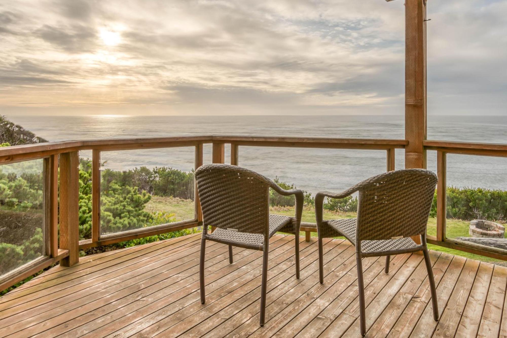 The Lookout Villa นิวพอร์ต ภายนอก รูปภาพ